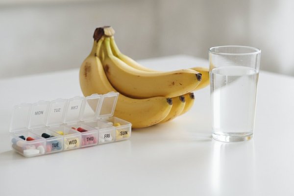 Banane et Anticoagulants : Interactions et Precautions