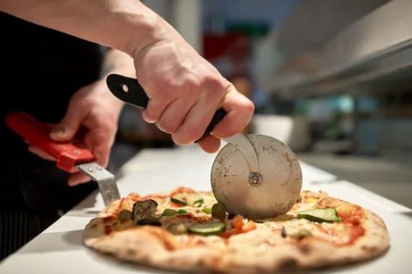 Savourez l’expérience Domino's Pizza sur l’Avenue Parmentier